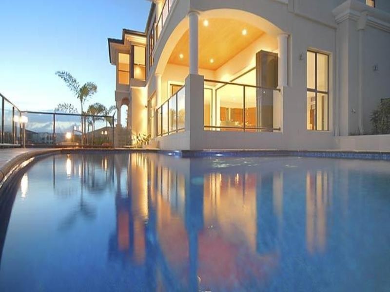 Paradise Point QLD 4216