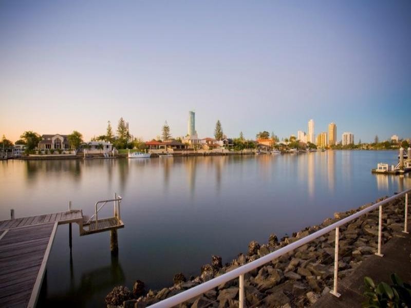 Broadbeach Waters QLD 4218