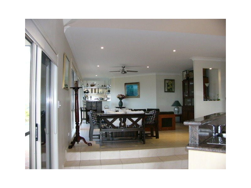 Highland Park QLD 4211