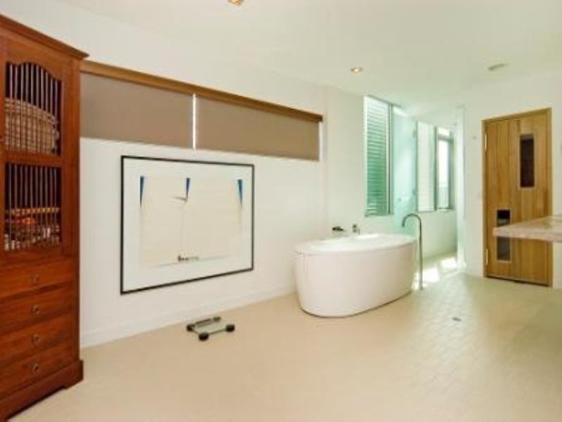 Paradise Point QLD 4216