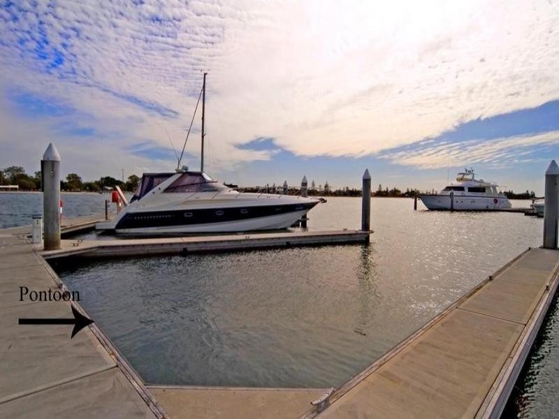 Paradise Point QLD 4216