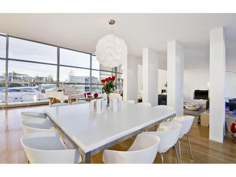 Isle Of Capri QLD 4217