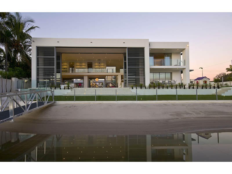 Isle Of Capri QLD 4217