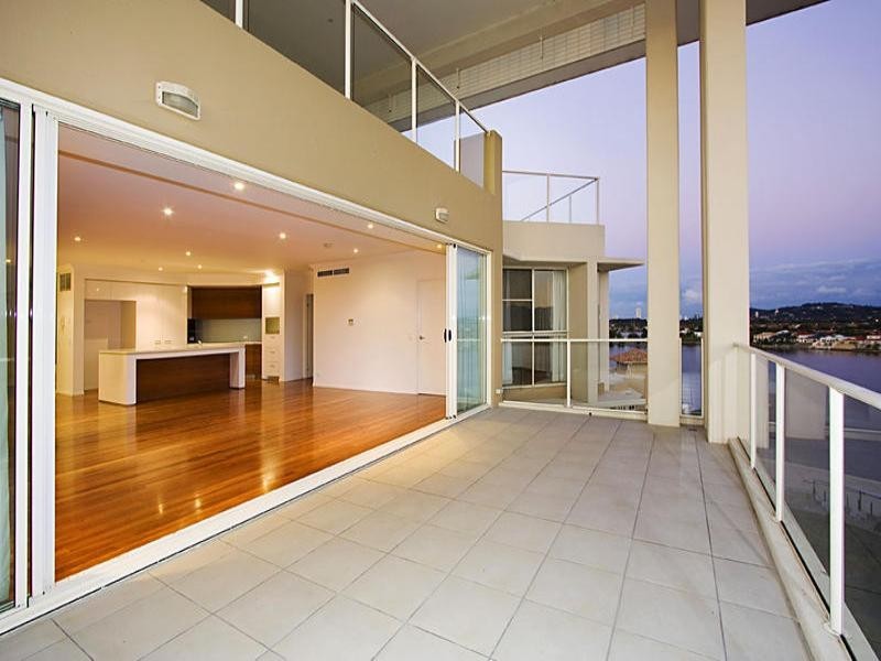 Varsity Lakes QLD 4227