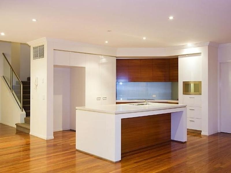 Varsity Lakes QLD 4227