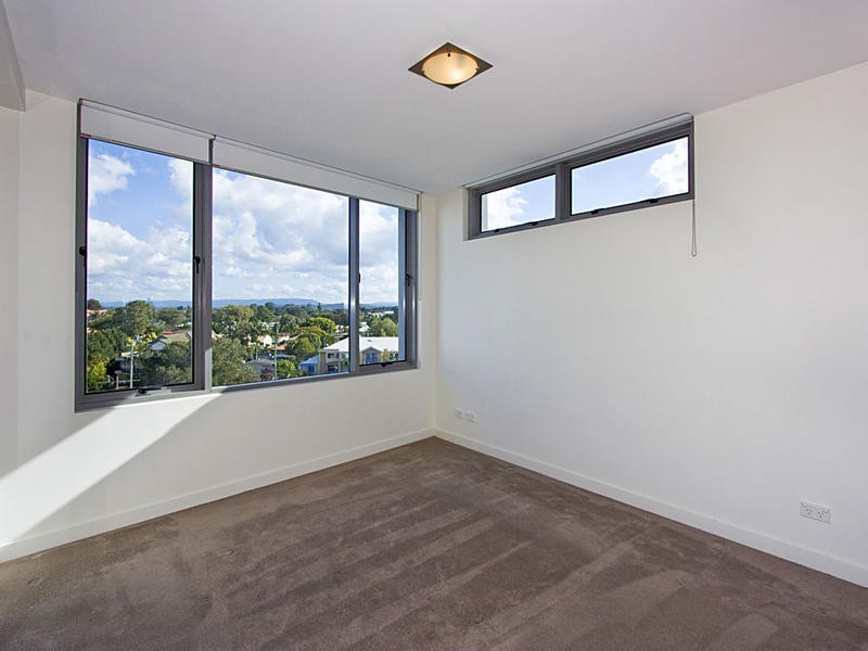 Biggera Waters QLD 4216