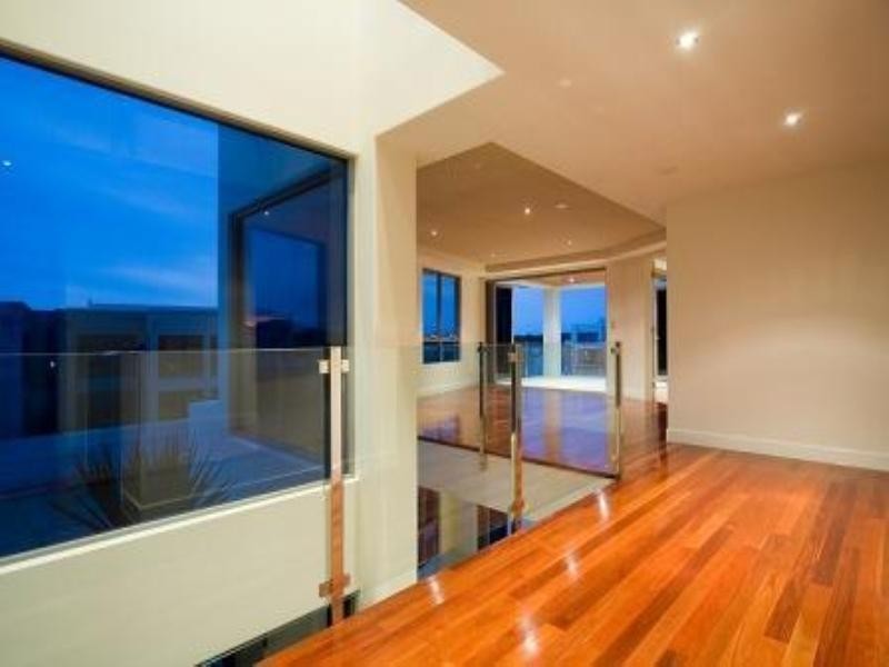 Paradise Point QLD 4216