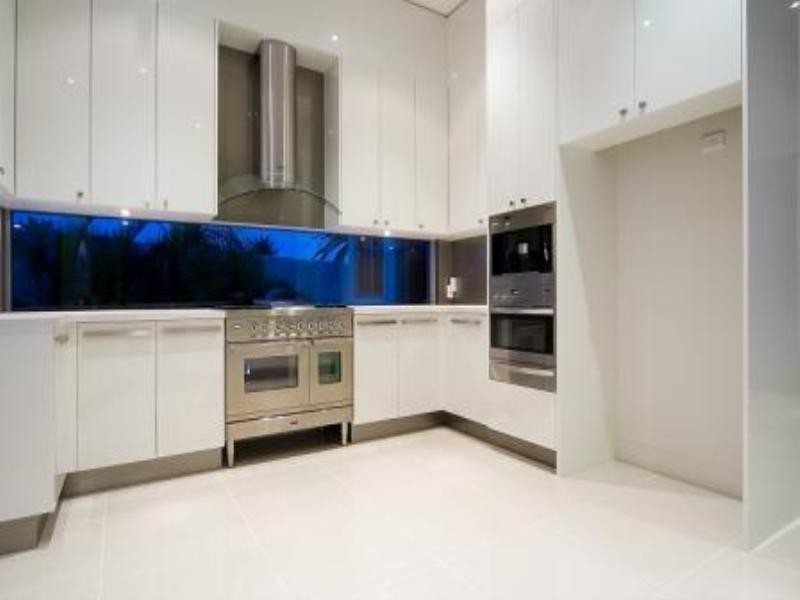 Paradise Point QLD 4216