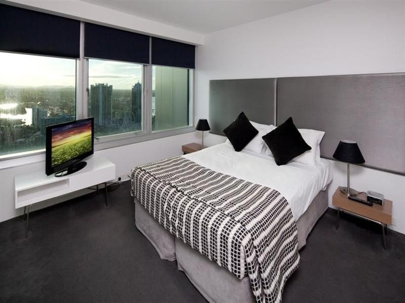 2808 9 Hamilton Avenue, Surfers Paradise QLD 4217