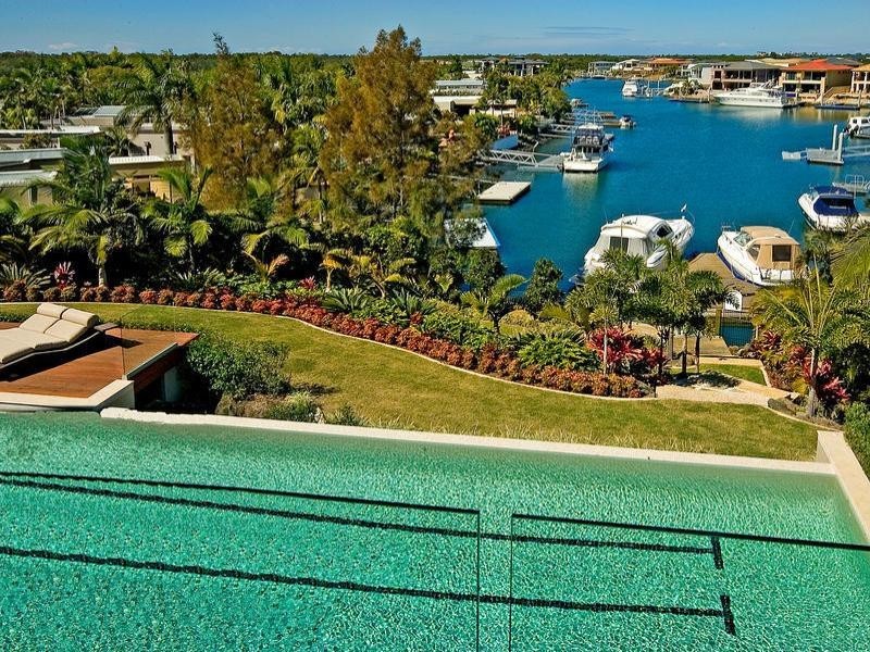 7020 Riverview Crescent, Sanctuary Cove QLD 4212