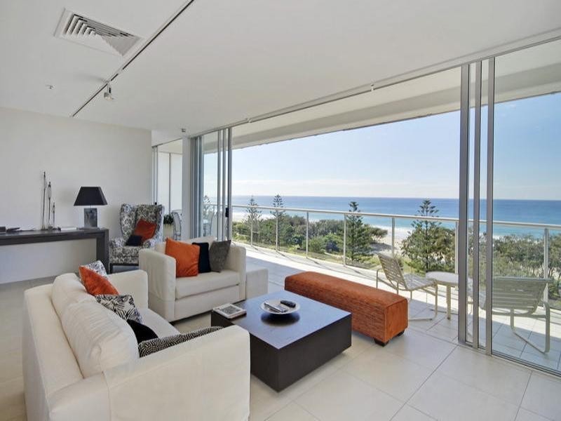 Broadbeach QLD 4218