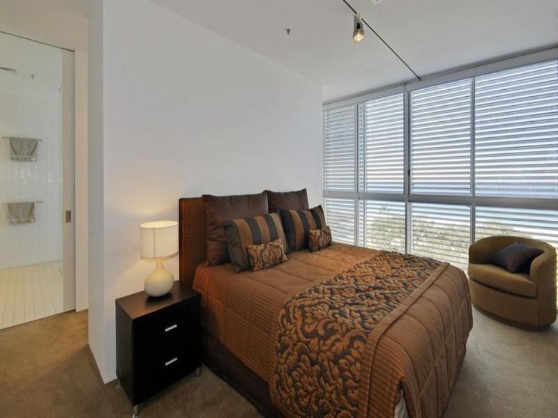 Broadbeach QLD 4218