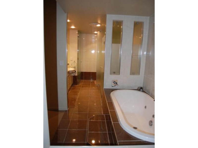 Runaway Bay QLD 4216