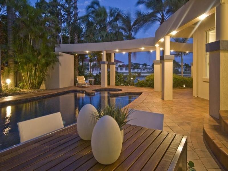 Paradise Point QLD 4216