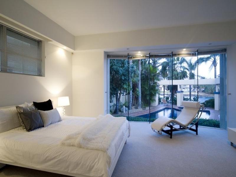 Paradise Point QLD 4216