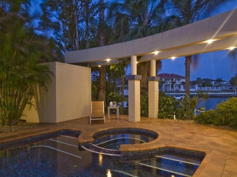 Paradise Point QLD 4216