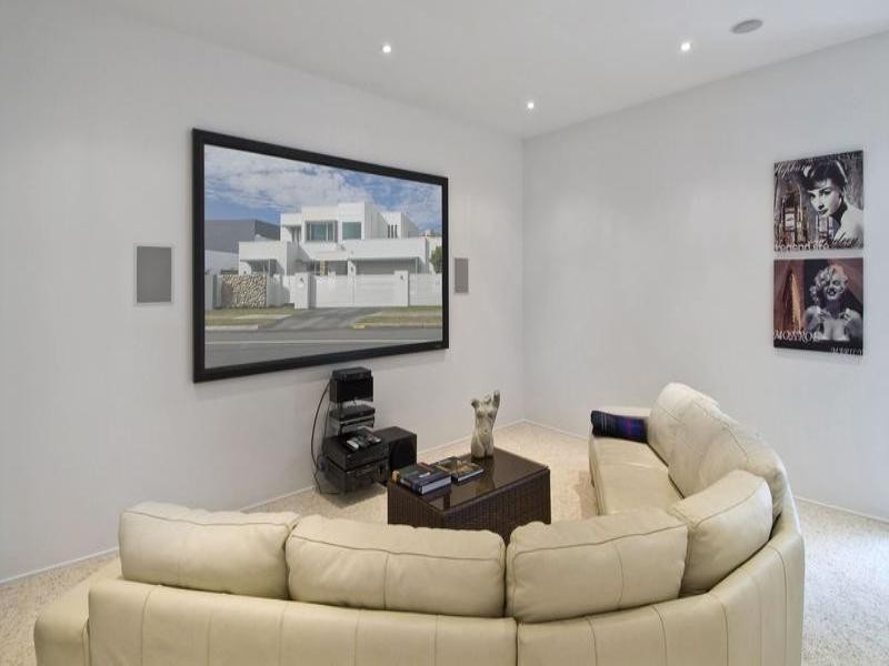 46 Sunshine Boulevard, Broadbeach Waters QLD 4218