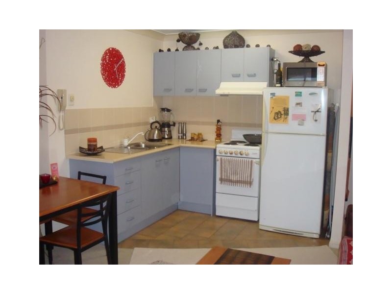 Chevron Island QLD 4217