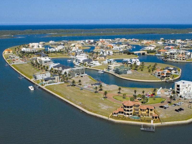 Paradise Point QLD 4216