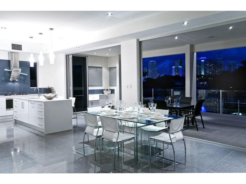 Broadbeach Waters QLD 4218