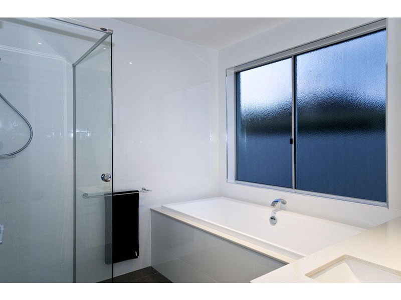 Broadbeach Waters QLD 4218