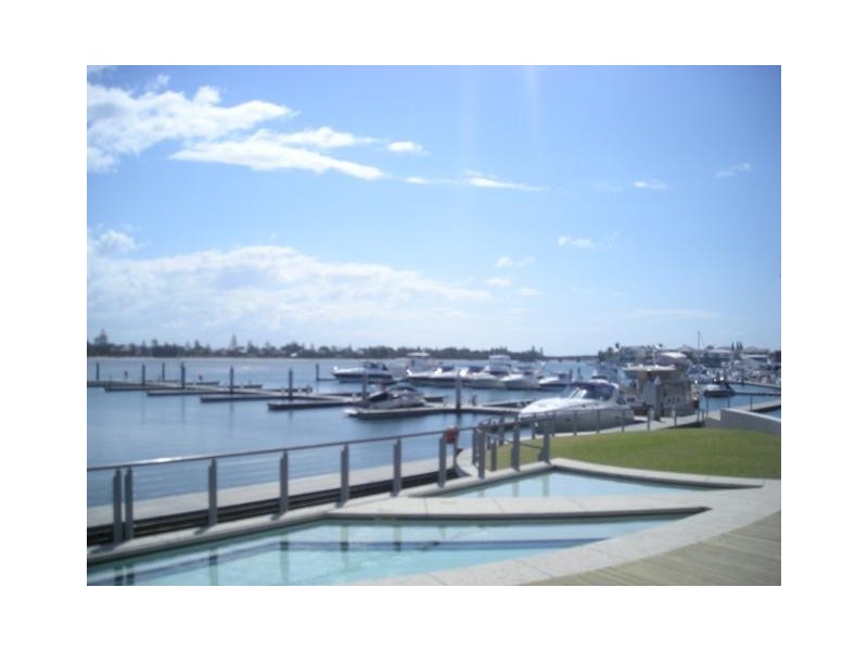 Paradise Point QLD 4216