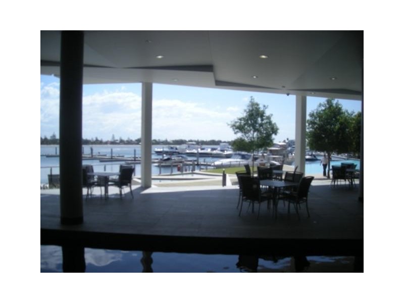 Paradise Point QLD 4216