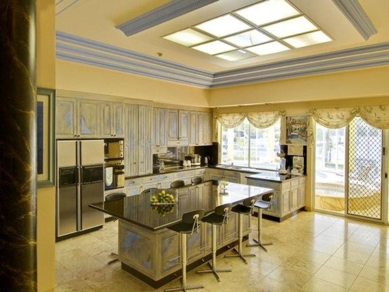 Paradise Point QLD 4216