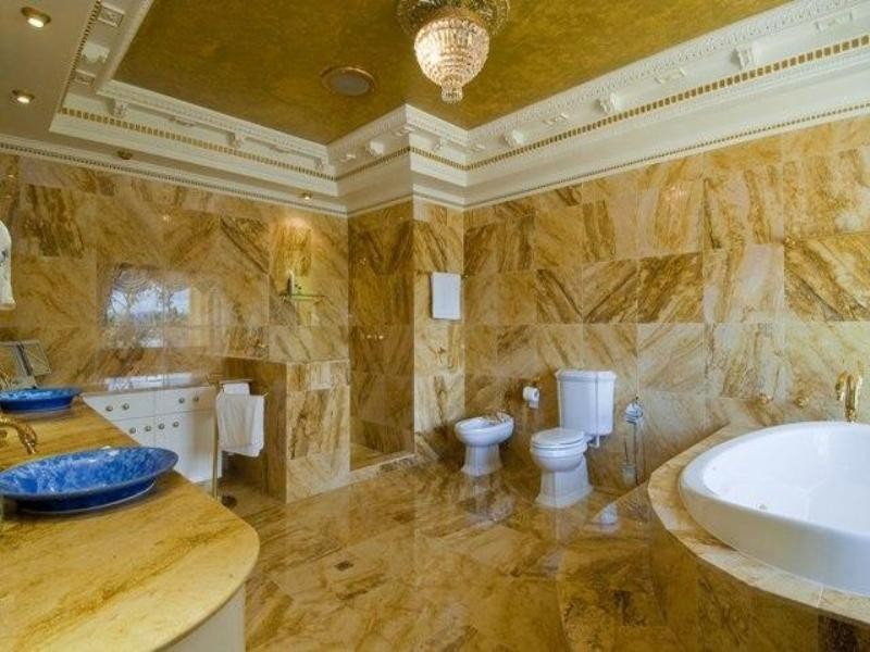 Paradise Point QLD 4216