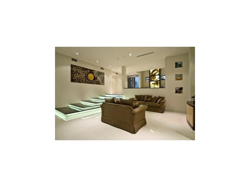 Paradise Point QLD 4216