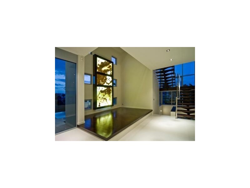 Paradise Point QLD 4216