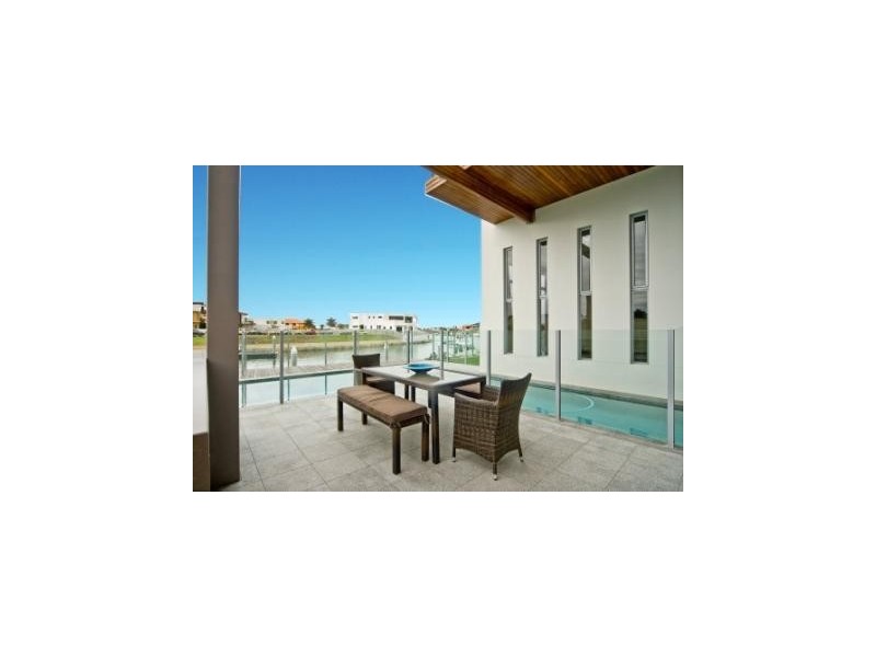 Paradise Point QLD 4216