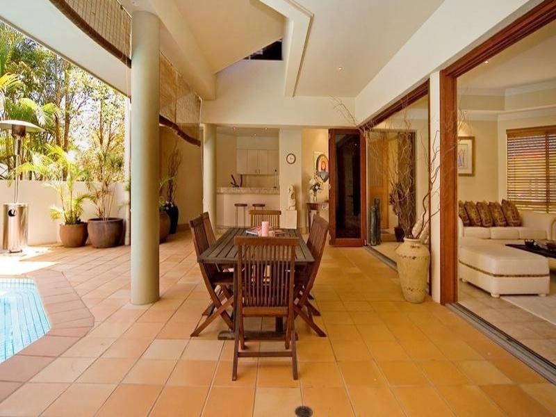 Hope Island QLD 4212