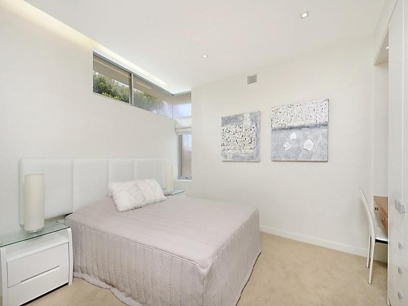 1 Twenty Seventh Avenue, Palm Beach QLD 4221