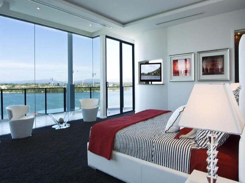 Paradise Point QLD 4216