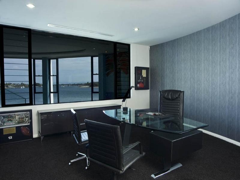 Paradise Point QLD 4216