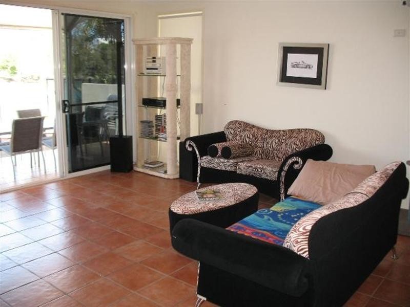 Chevron Island QLD 4217