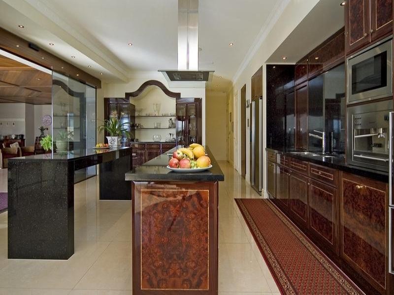 Paradise Point QLD 4216