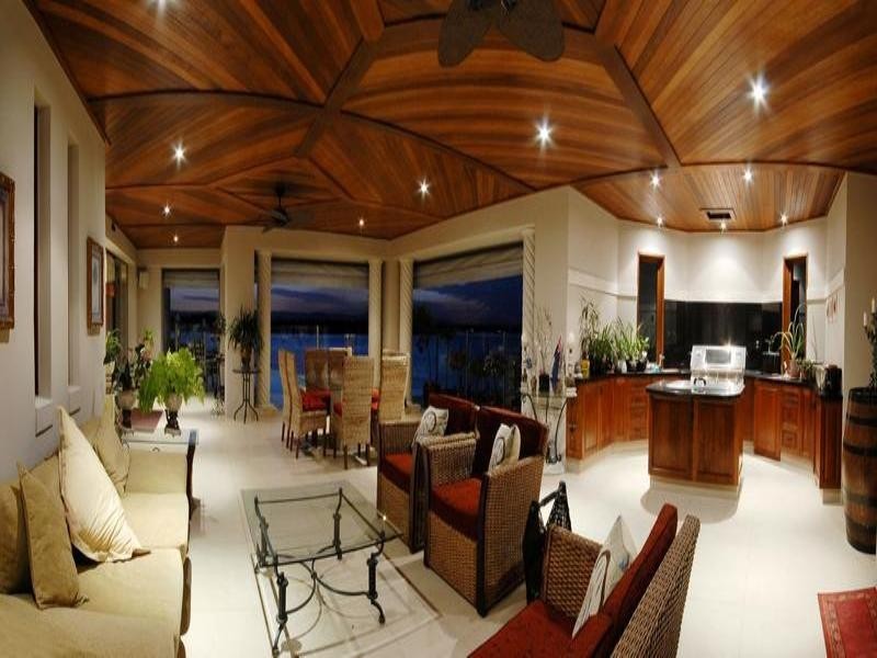 Paradise Point QLD 4216