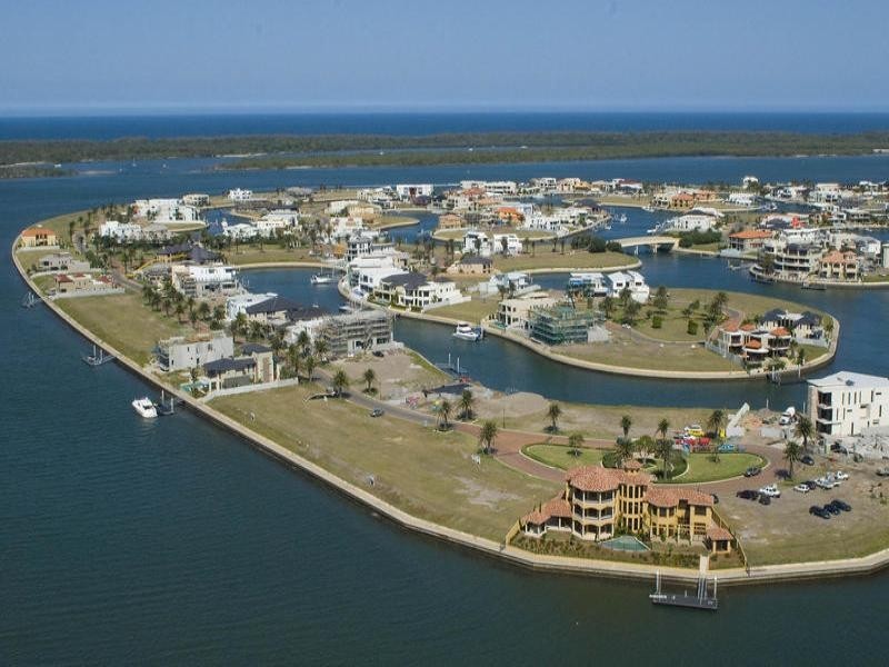 Paradise Point QLD 4216