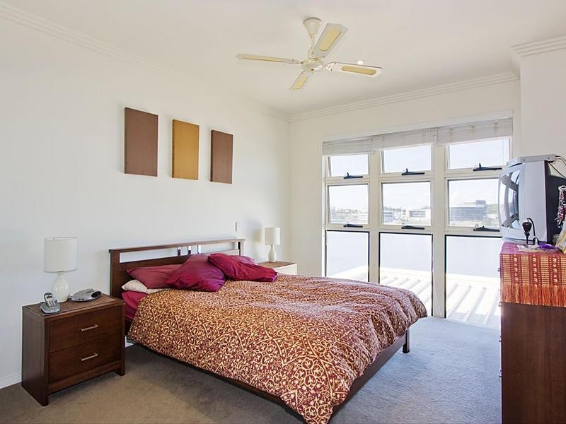 Varsity Lakes QLD 4227