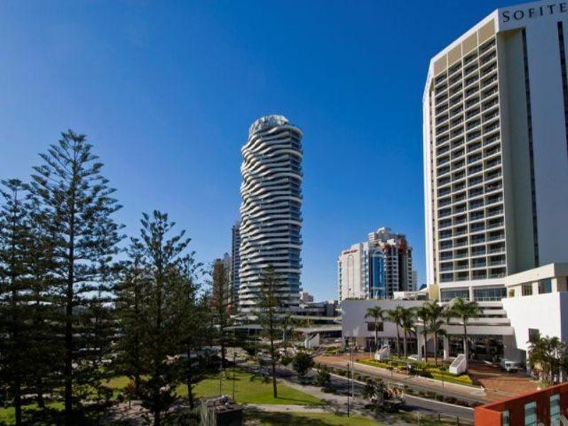 Broadbeach QLD 4218