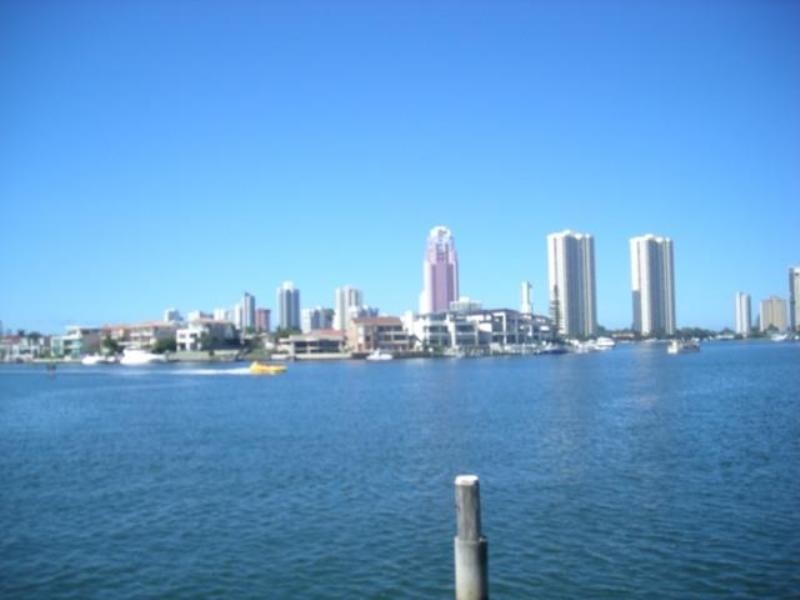 Chevron Island QLD 4217