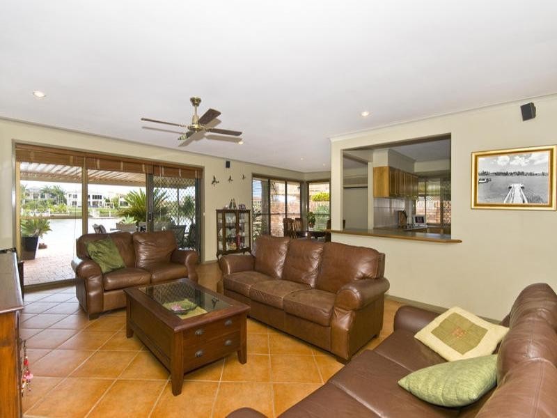 24 Fitzwilliam Street, Carrara QLD 4211