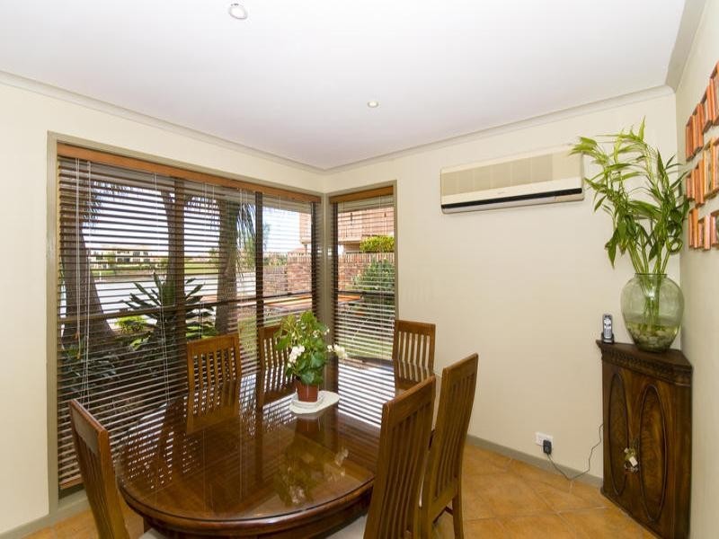 24 Fitzwilliam Street, Carrara QLD 4211