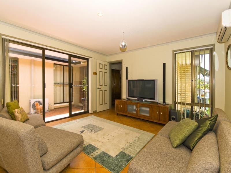 24 Fitzwilliam Street, Carrara QLD 4211