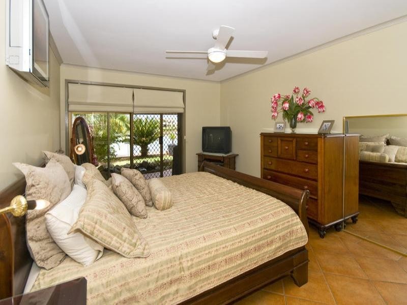 24 Fitzwilliam Street, Carrara QLD 4211