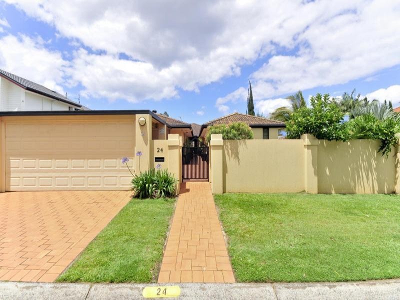24 Fitzwilliam Street, Carrara QLD 4211