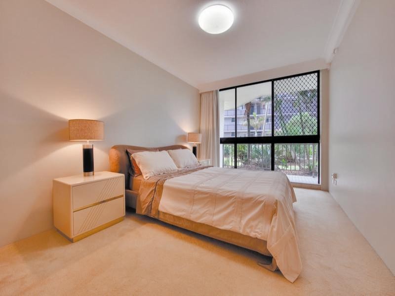 Surfers Paradise QLD 4217