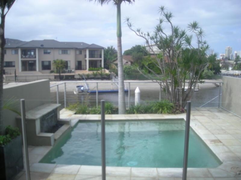 3/10 Pisa Court, Surfers Paradise QLD 4217